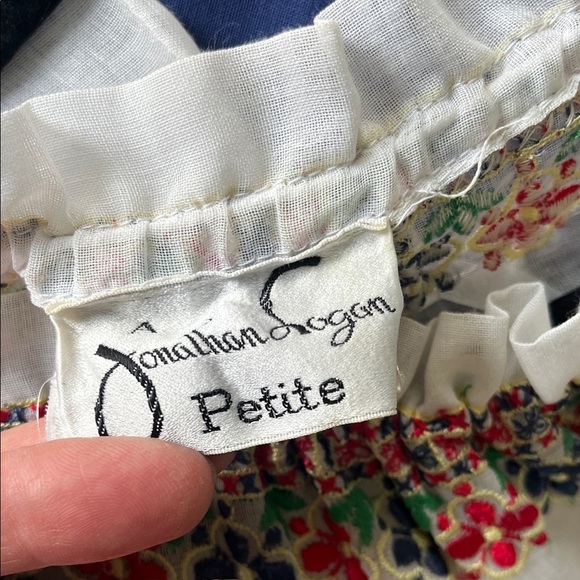 Vintage 1970’s Blue Embroidered long sleeve Peasant Maxi Dress w/ Belt- EUC - Picture 2 of 9